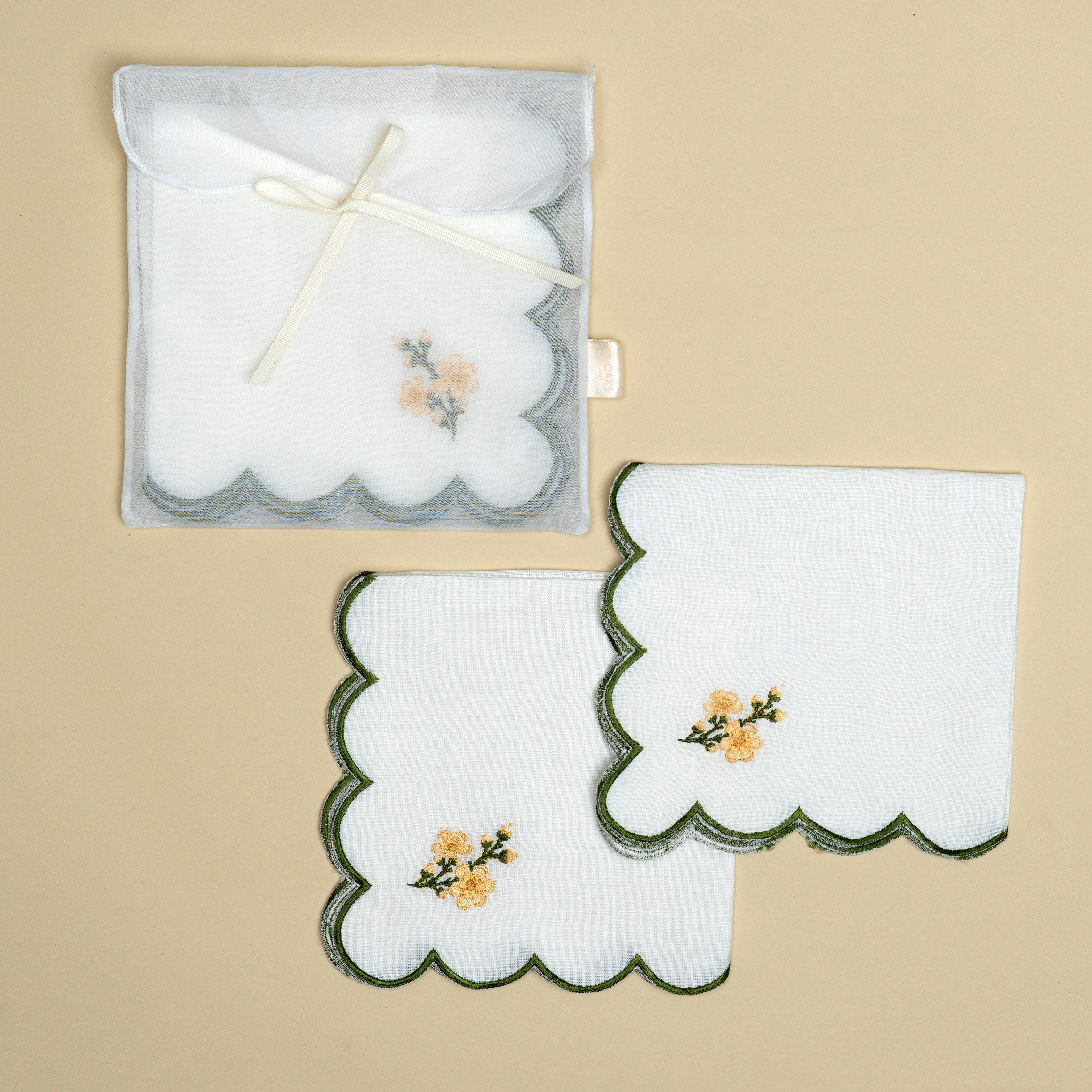 The Finishing Touch set of four embroidered white dinner napkins