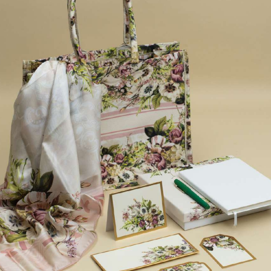 The Muse lifestyle gift set featuring a tote bag, scarf and stationery